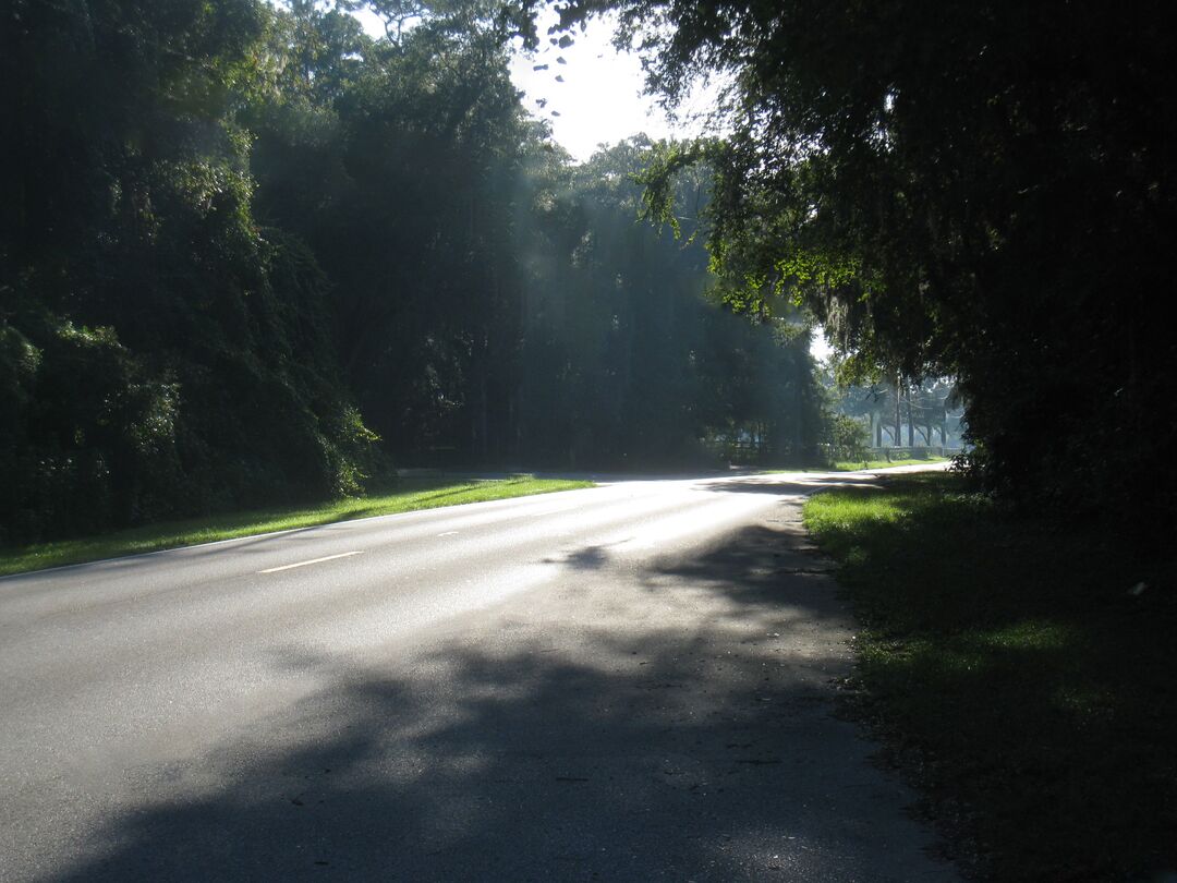 Country Road, Brooksville