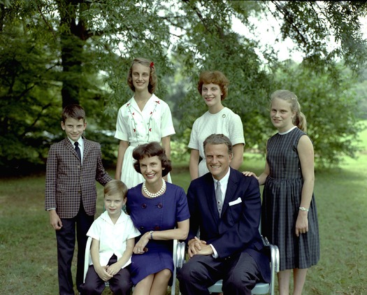 RNS-Billy-Graham-Family 1962 022218