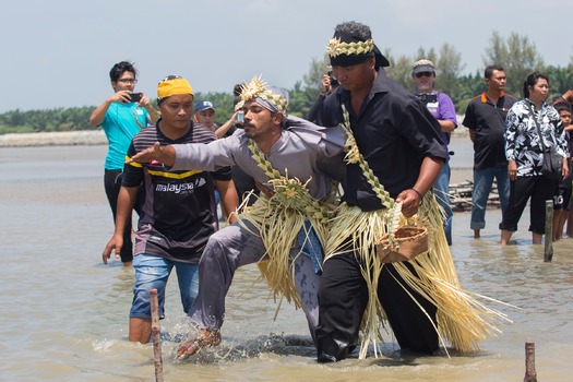 RNS-Puja-Pantai-2918255-15