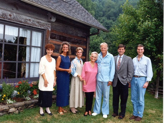 RNS-Billy-Graham-Family 1993 022218