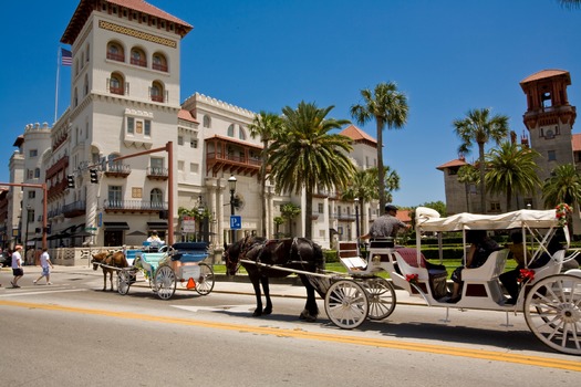 Carriages on King Street