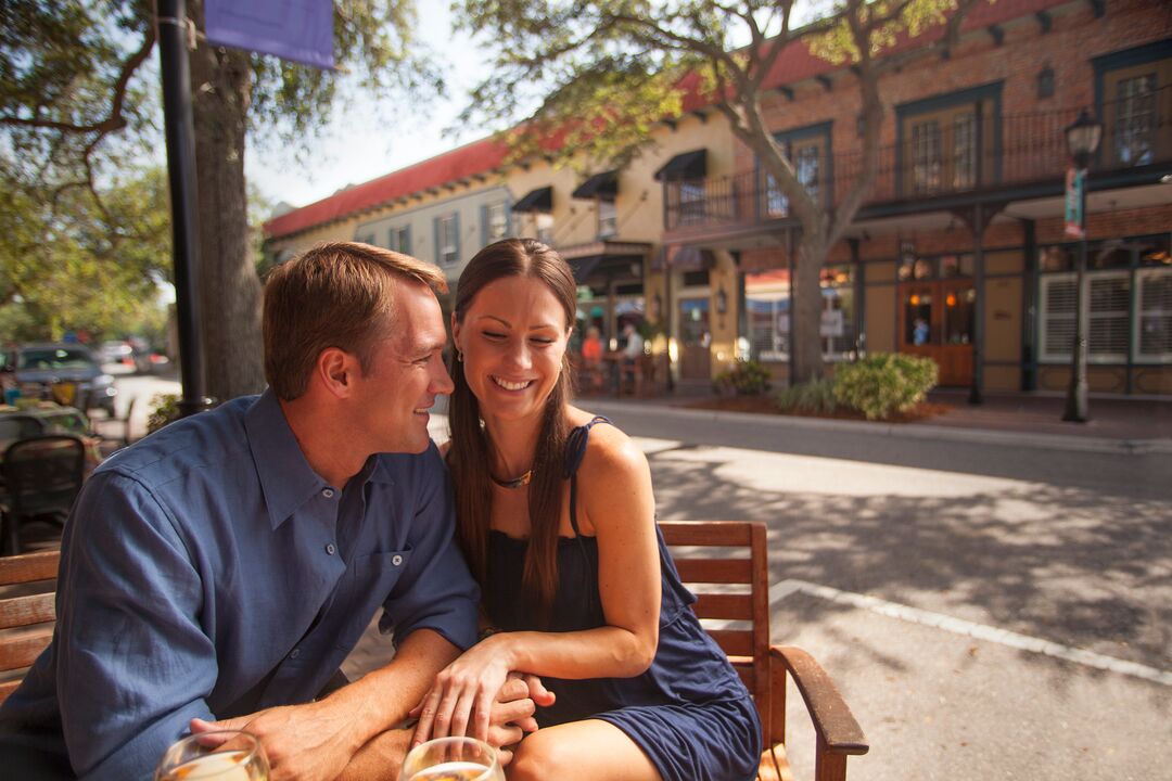 Couple on Main Street-Downtown Bradenton