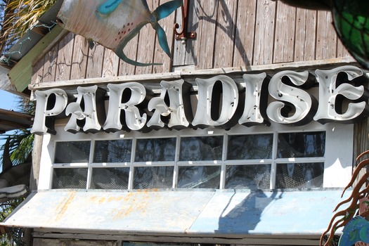 Sea Hagg sign paradise