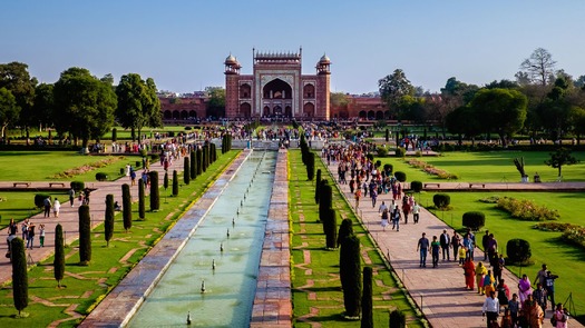 Agra - Taj Mahal - Darwaza-i-Rauza (The Great Gate)