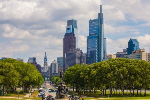 Philadelphia Skyline/Benjamin Franklin Parkway