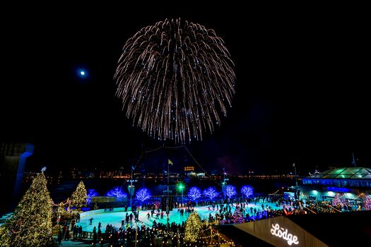 New Year's Eve Fireworks on Delaware River Waterfront