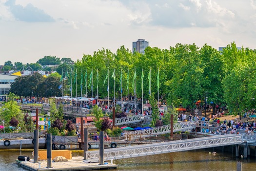 Spruce Street Harbor Park