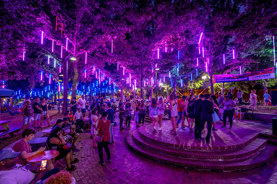 Spruce Street Harbor Park