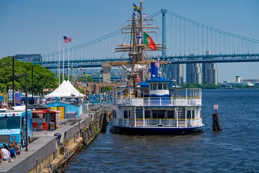 RiverLink Ferry