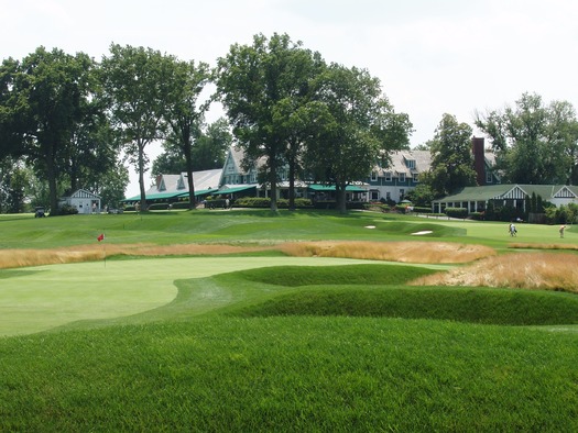 Oakmont Country Club & Golf Course