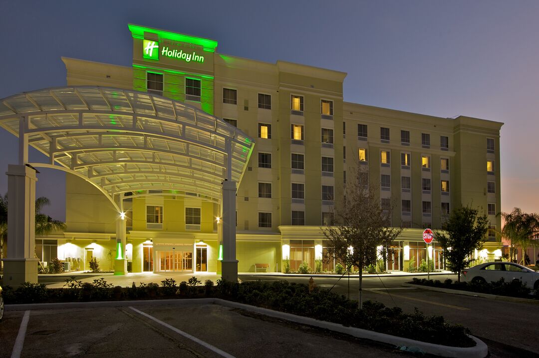 Holiday Inn Sarasota-Airport