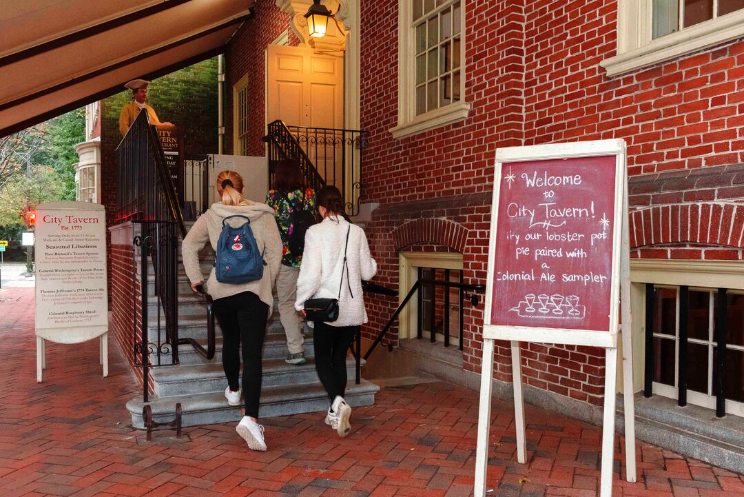 City Tavern