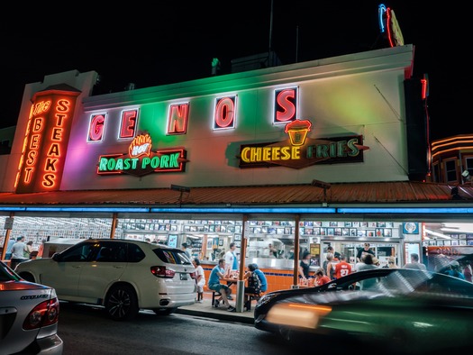 Geno’s Steaks