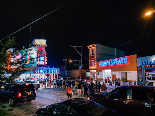 Geno’s Steaks