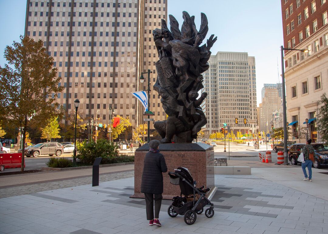 Horwitz-Wasserman Holocaust Memorial Plaza