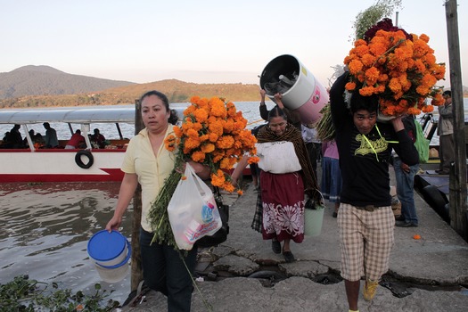 RNS-Day-Dead-Michoacan01 110218