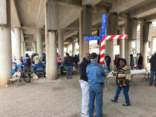 RNS-Homeless-Church4 112118