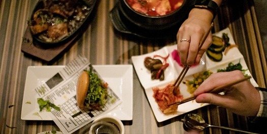 Buk Chon, Spicy Pork Bun With Condiments