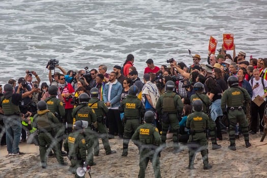 Religious protest at the United States border with Mexico_ Jair Cabrera5