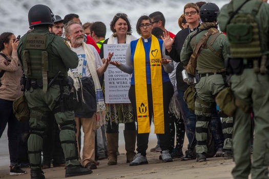 Religious protest at the United States border with Mexico_ Jair Cabrera16