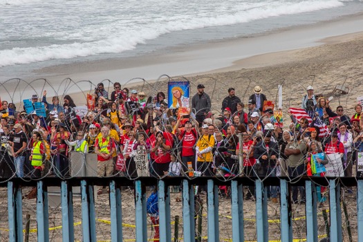 Religious protest at the United States border with Mexico_ Jair Cabrera8