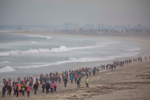 Religious protest at the United States border with Mexico_ Jair Cabrera25