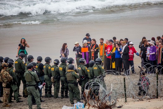 Religious protest at the United States border with Mexico_ Jair Cabrera24