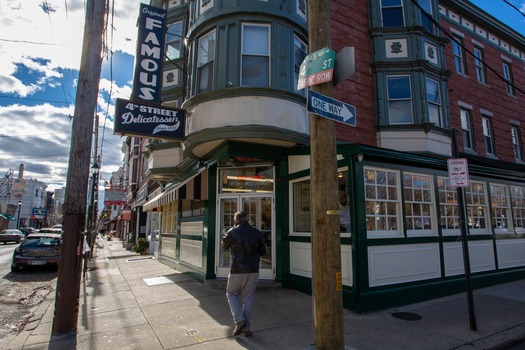 Famous 4th Street Delicatessen