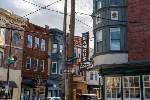 Famous 4th Street Delicatessen