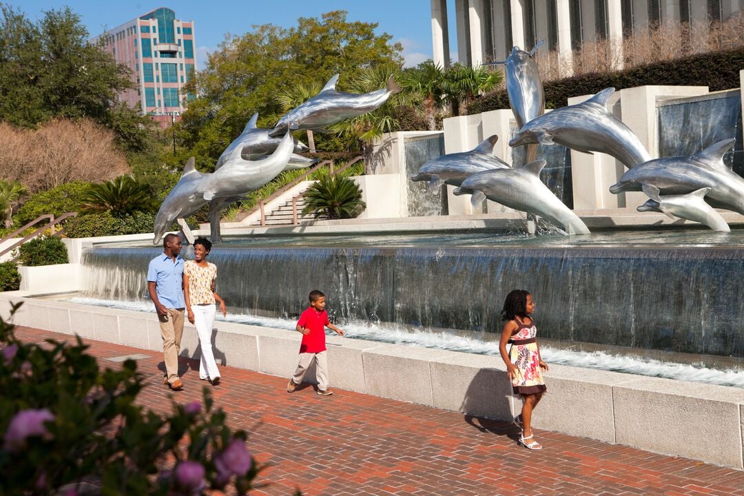 capitol building fountain