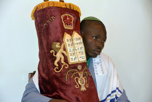 RNS-Uganda-Jews01 013019