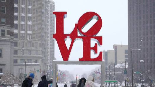 LOVE park snow