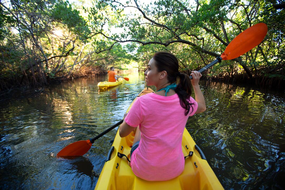 Kayak Couple Girl Closeup