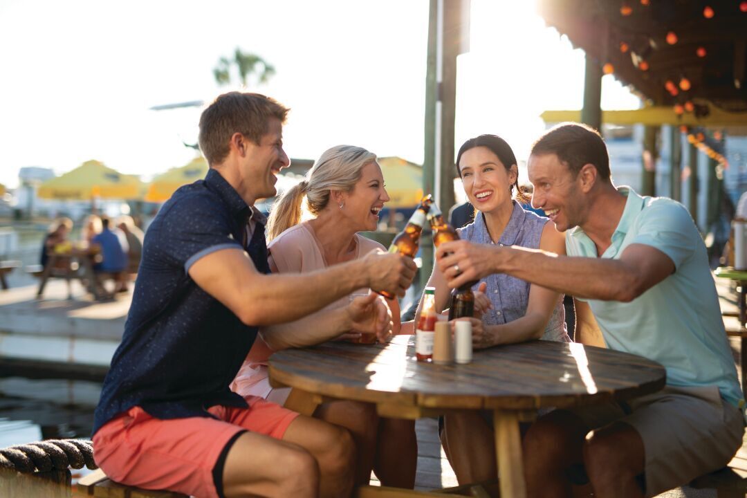 Starfish Co Happy Hour Cheers