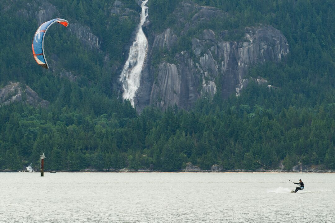 Kite Boarding in Howe Sound