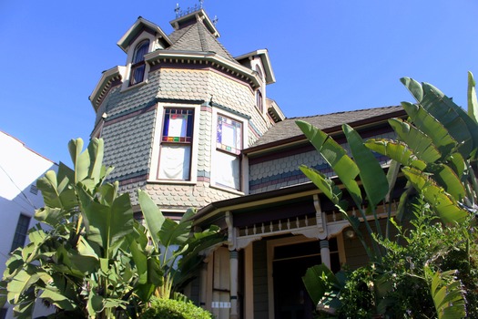 RNS-Heretic-House1 040519