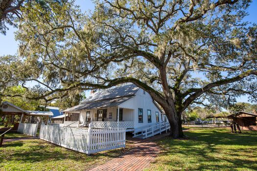Manatee Village Historical Park