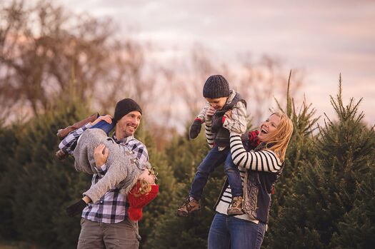 Linvilla Orchards Christmas Around the Farm