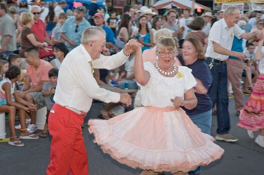 OregonTrailDays_SquareDance_QFarley_19