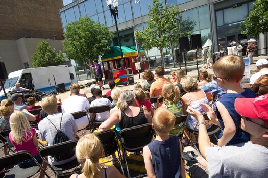 OmahaArtsFest2012_Kids_376