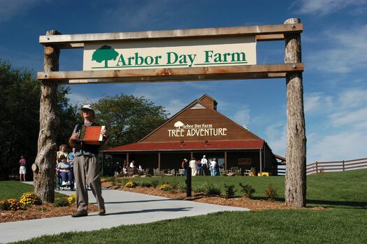 Arbor_Day_Farm01_JNabb