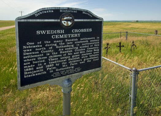 SwedishCrossCemetery_17