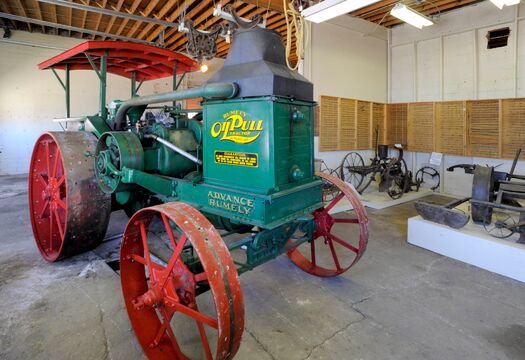 LarsenTractorMuseum-8.12_009