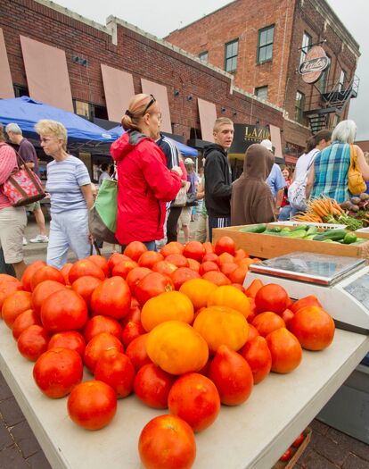 HaymarketFarmersMarket_8.4.12_169