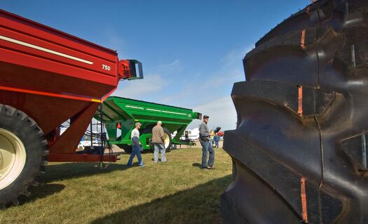 HuskerHarvestDays2008_068