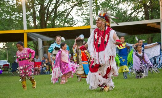 SanteePowwow2011_806