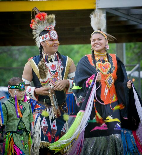 SanteePowwow2011_386