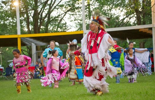 SanteePowwow2011_805