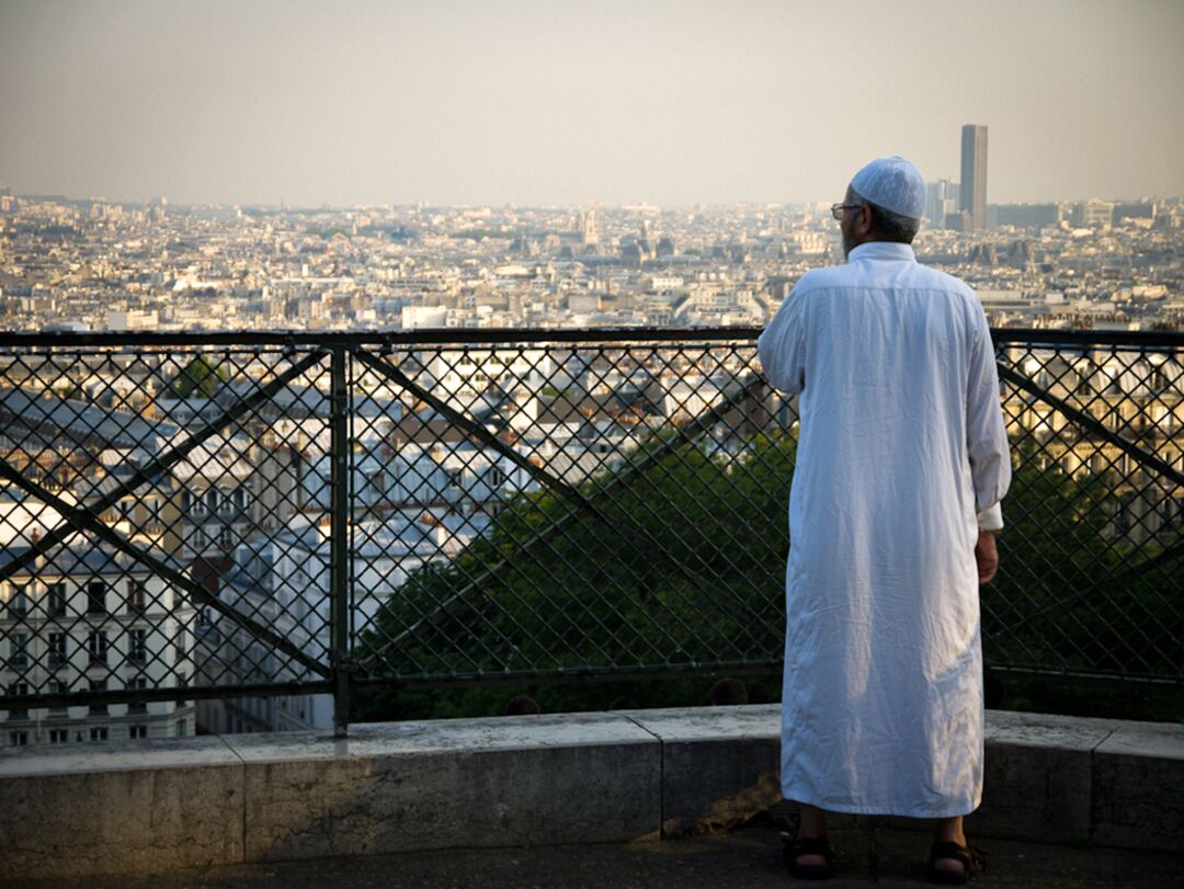 FR Society 38: Muslim in  Montmartre