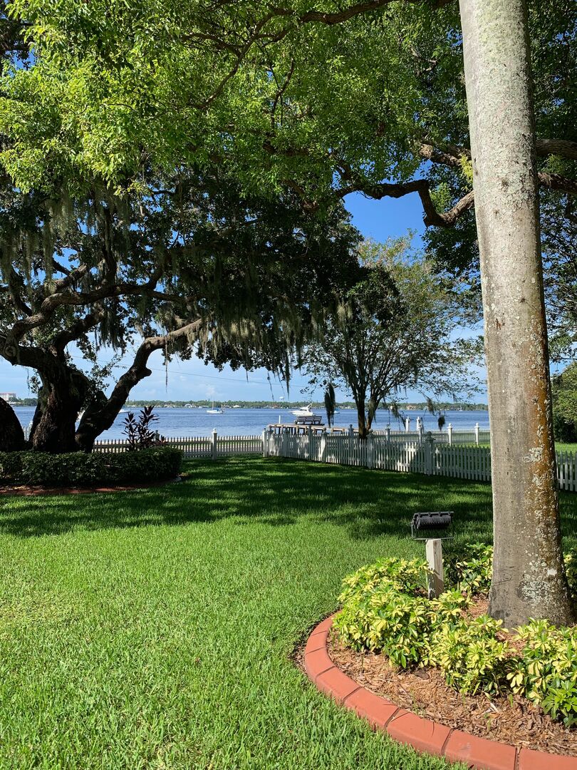 Riverside Bed & Breakfast